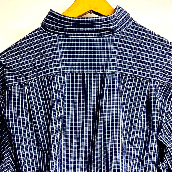 IZOD Mens Classic Fit Long Sleeve Button-Down Shirt - Picture 4 of 5